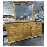 Traditional Style Blonde Oak Vanity.