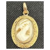 10k Gold Shell Cameo Pendant.