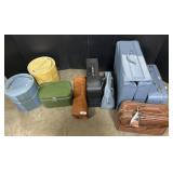 Vintage Luggage (Earhart, Viaggio, Universal).