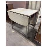 Vtg Formica DropLead Dining Table.