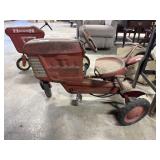 Vtg Murray Trac Chain Drive Pedal Tractor.