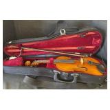 Eastman Strings Violin W/Case.