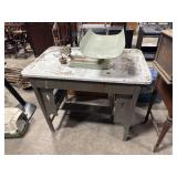Vtg Detecto Scale, Enamel Top Desk.
