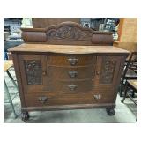 Vtg Victorian Style Tiger Oak SideBoard.