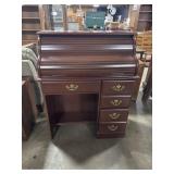 Traditional Style Roll Front Desk.