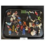 Vintage Barclay Cast Figures.