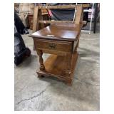 Traditional Style Moosehead Maple End Table.