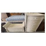 Vintage White Wicker 5-Drawer Dresser & Chest.