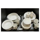 Wyndham Fine China Porcelain Dinnerware Set.