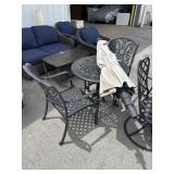 Cast Aluminum Patio Table & Chairs.