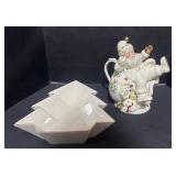 Lenox Christmas Plate & Santa Teapot.