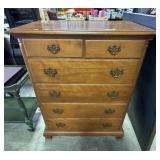 Traditional Style Maple Chest of Drawers.