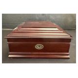 Decorebay Antico Wooden Treasure Box.