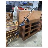 Mid Century Modern Floor to Ceiling Lamp.
