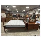Harden Bedroom Suite w/ Queen Bed.