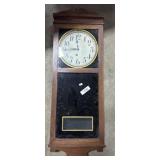 Vtg Oak E.Ingraham Wall Clock.