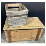 Bickle Adv Crate & Wooden Chest.