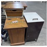 Maple Waste Bin, Wrought Iron & Wooden Side