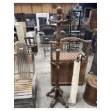 Vtg Bobbin Style Hall Tree.