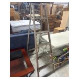 6ft Wooden Ladder.