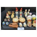 Enesco, Brinnï¿½s, Japan, Salt & Pepper Shakers.