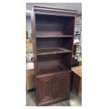 Traditional Style Bookshelves Wall Unit.