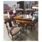 Beautiful Mahogany & Walnut Dining Table.