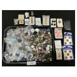 Lot Of Vintage Buttons.