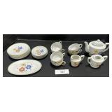 Vintage Japan Porcelain Childs Tea Set.