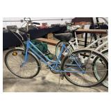 Vtg Schwinn Bicycle.