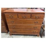 Traditional Style Maple Chest of Drawers.