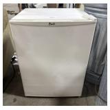Awanti Mini-Fridge.