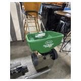 Scottï¿½s Seeder.