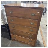 Traditional Style Chest Of Drawers.
