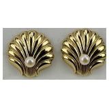 14KT Gold Oyster & Pearl Earrings.