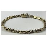 14KT Gold Chevron Link Bracelet.