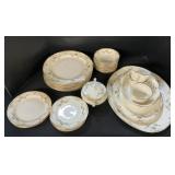 Eggshell Nautilus Dinnerware Set.