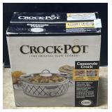 New 2.5 Quart Crock Pot Slow Cooker.