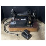 Antique Singer Sewing Machine.