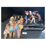 Vtg Mattel Barbie & Ken Dolls W/ Doll Case.