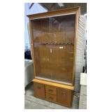 Vtg White Oak 10-Gun Display Cabinet.