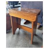 Traditional Farmhouse Style Stool.