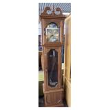 Vtg Mahogany Grandfather Clock.