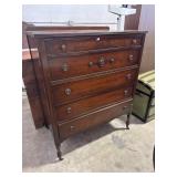 Beautiful Mahogany Chest of Drawers.