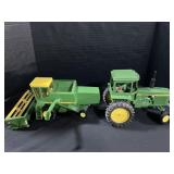 Ertl Die Cast John Deere Tractor & 6600 Combine.