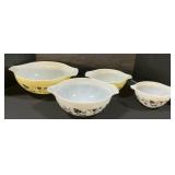 Nesting Gooseberry Pyrex Cinderella Bowls.