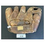 Vintage 40s Nokona Leather Baseball Glove Mitt.