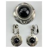 Custom Sterling Silver Onyx Regina Marie Jewelry.