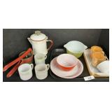 Pyrex, Fire-King and Enamelware.