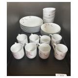 Gourmet Basics Mikasa Red Berries Dinnerware Set